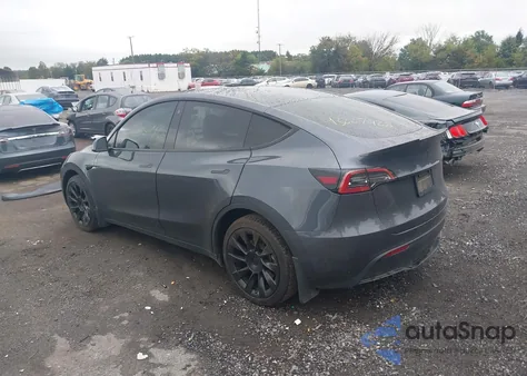 2023 Tesla Model Y Awd/Long Range Dual Motor All-Wheel Drive из США, поврежденный, VIN 7SAYGDEE5PA033940